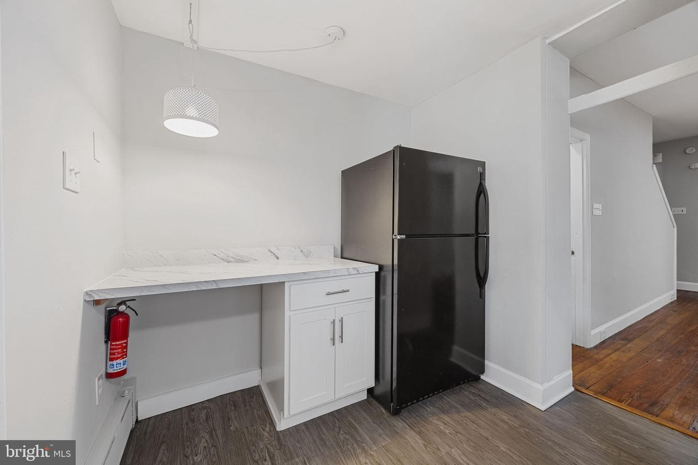 213 Dawson Street photo 10
