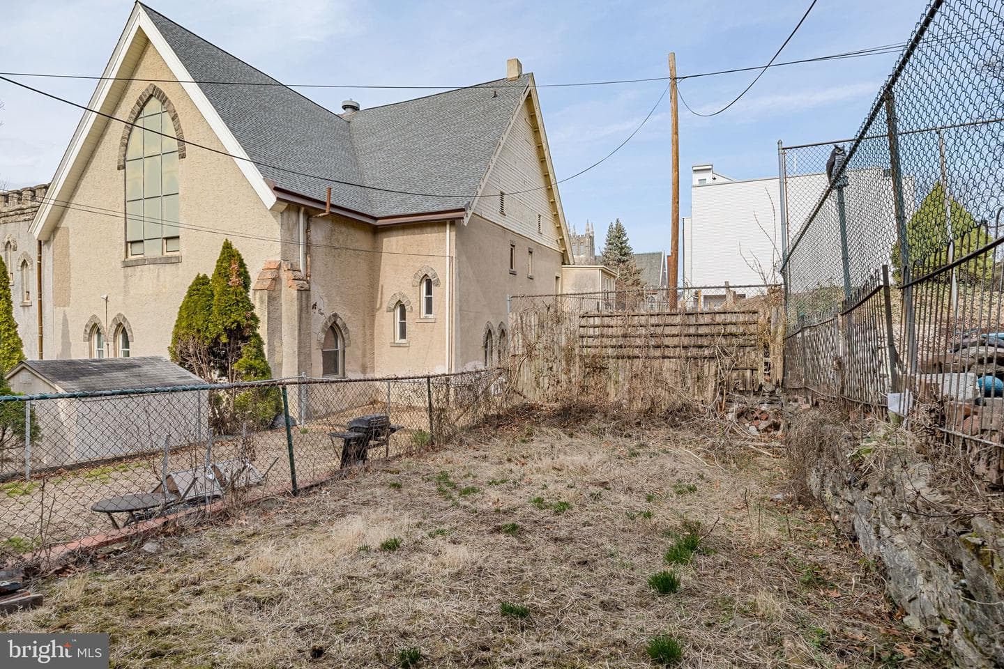 213 Dawson Street photo 24