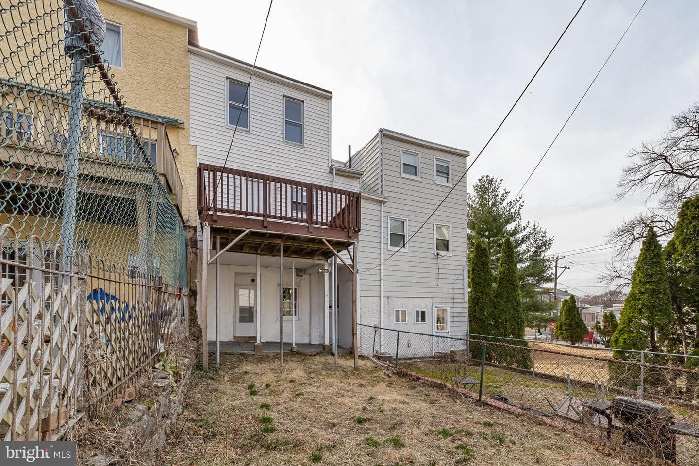 213 Dawson Street photo 25