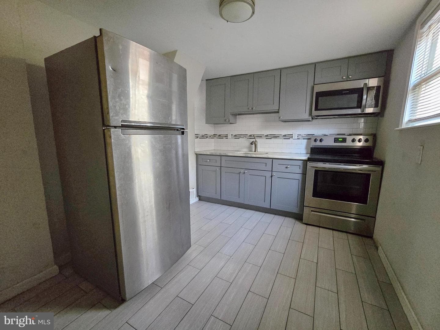 2805 Agate Street photo 7