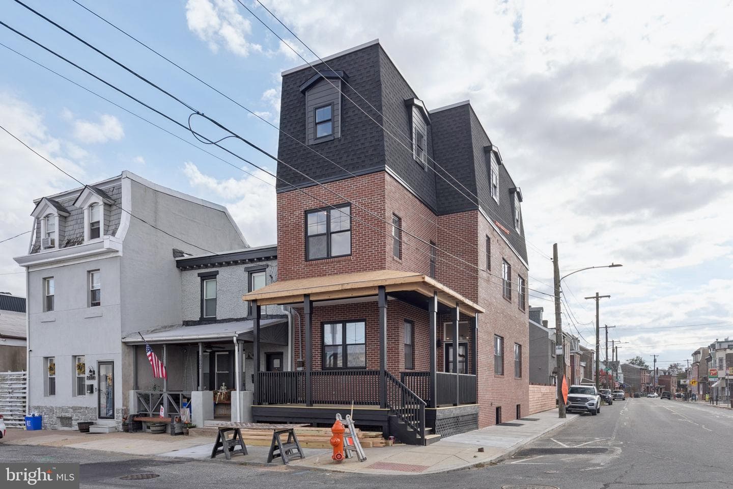 2800 Bridge Street photo 3
