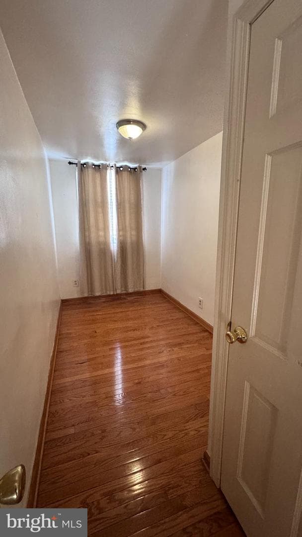 747 Landis Street photo 17