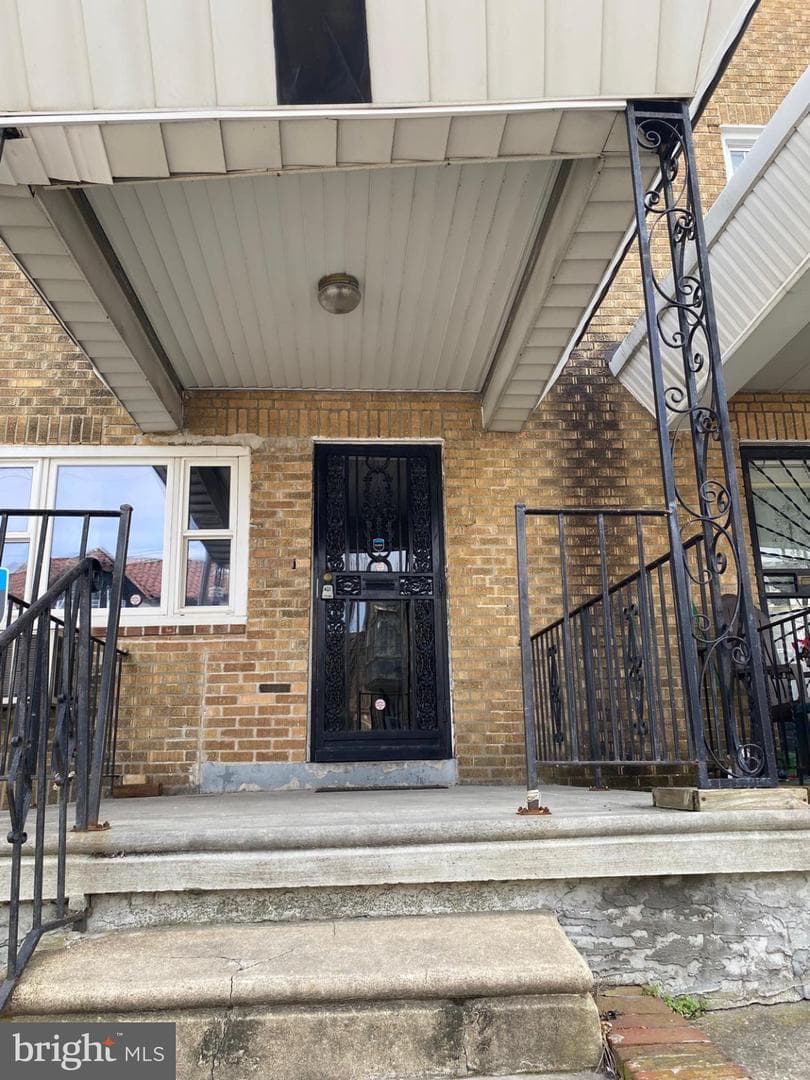 5316 W Columbia Avenue photo 13