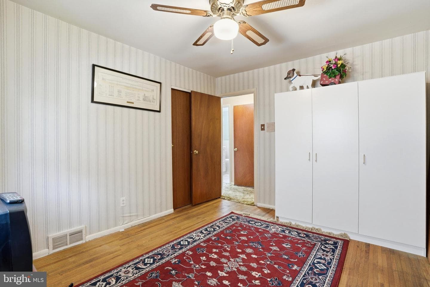 8931 Leonard Street photo 17