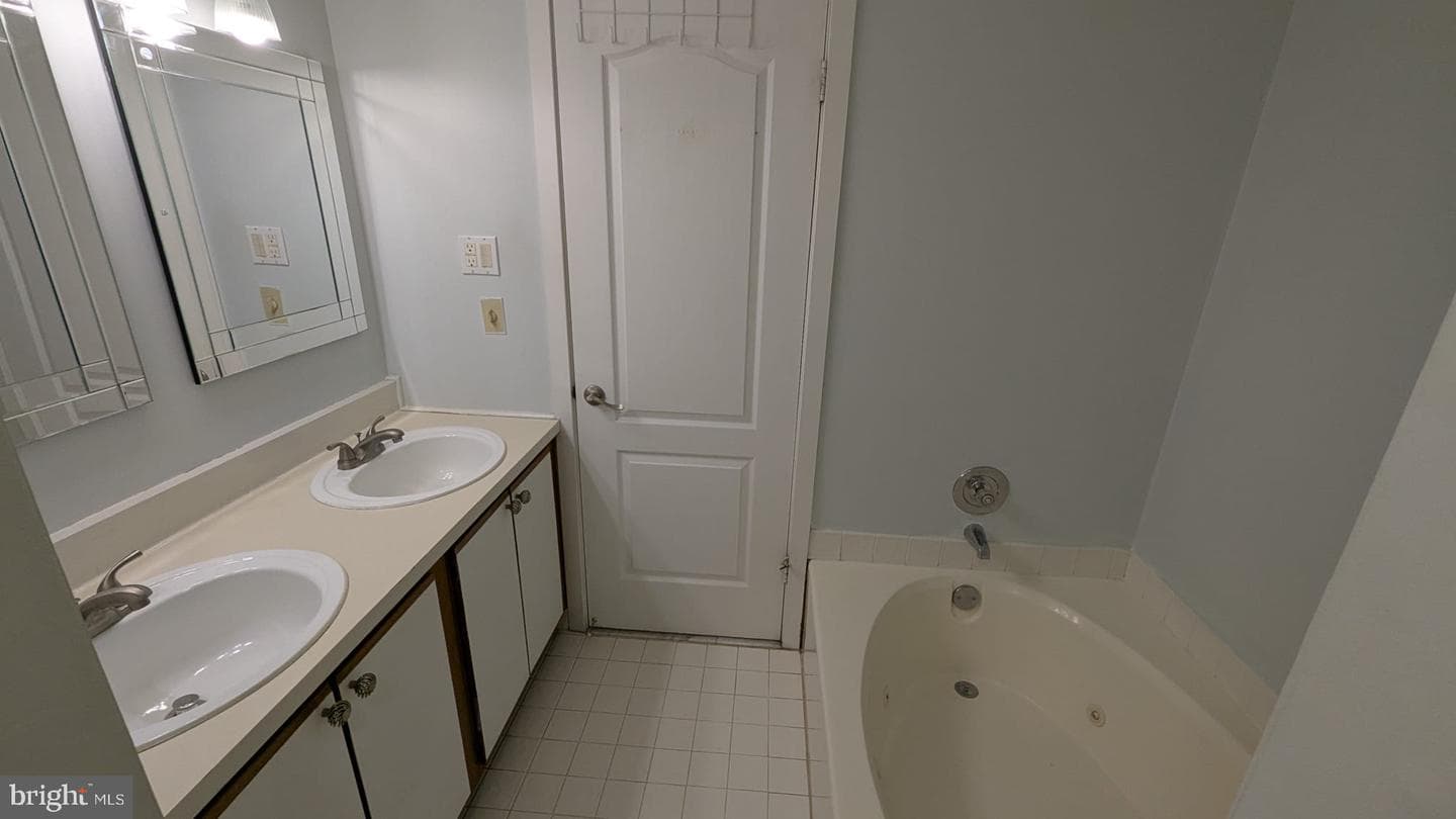 405 Shawmont Avenue #d photo 40
