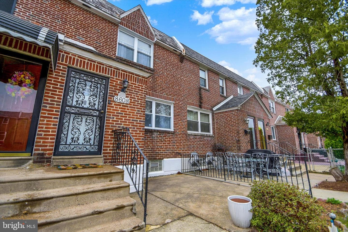 8608 Williams Avenue photo 2