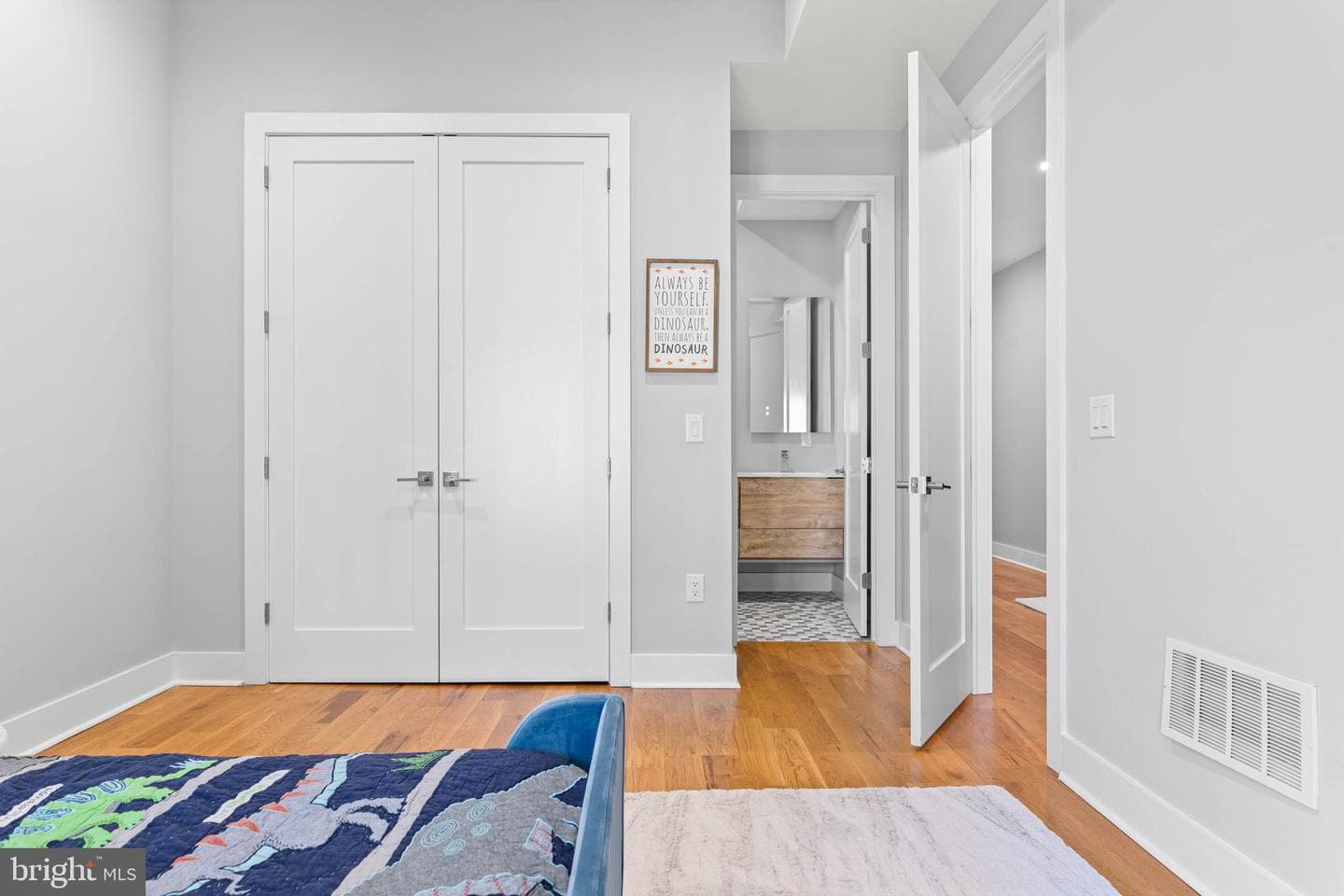 1519 Wallace Street photo 42