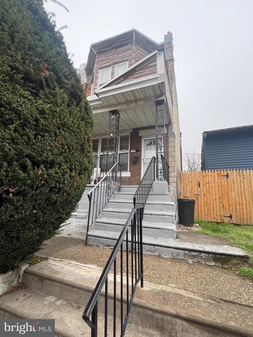 164 W Albanus Street
