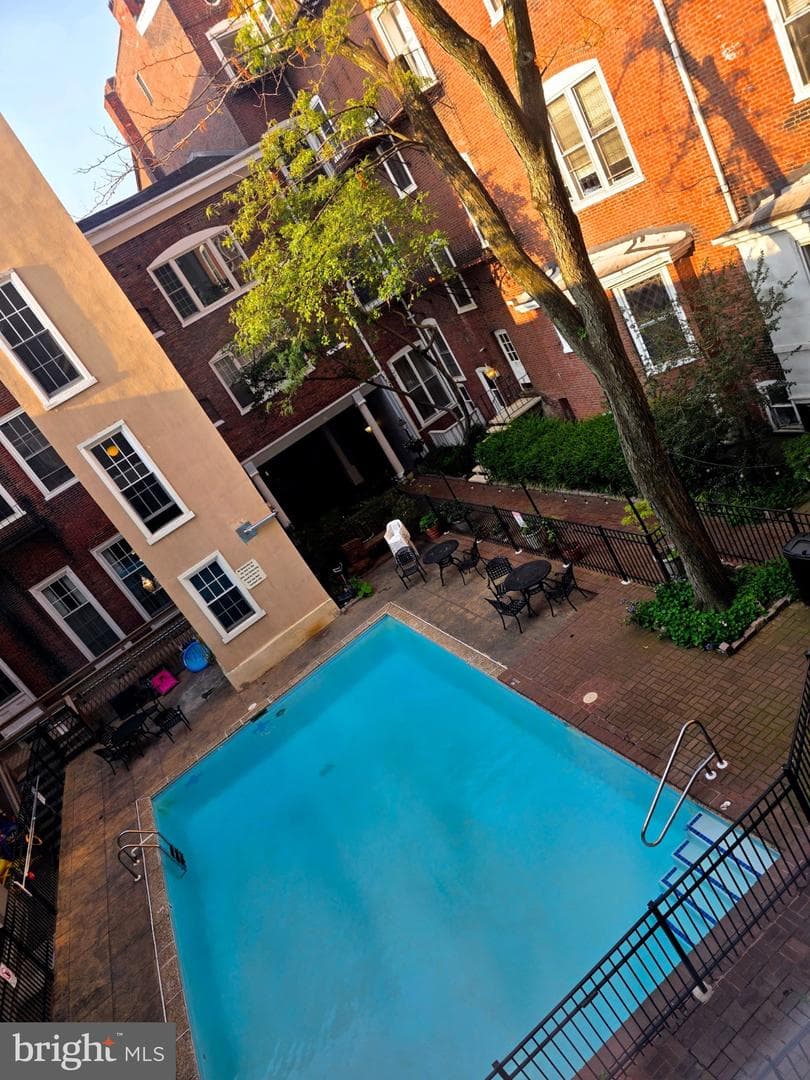 1008 Spruce Street #22 photo 39