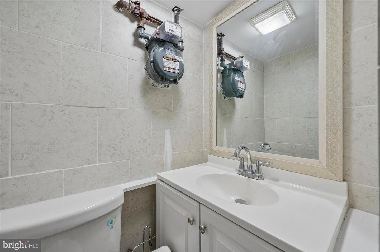 2544 S Watts Street photo 27