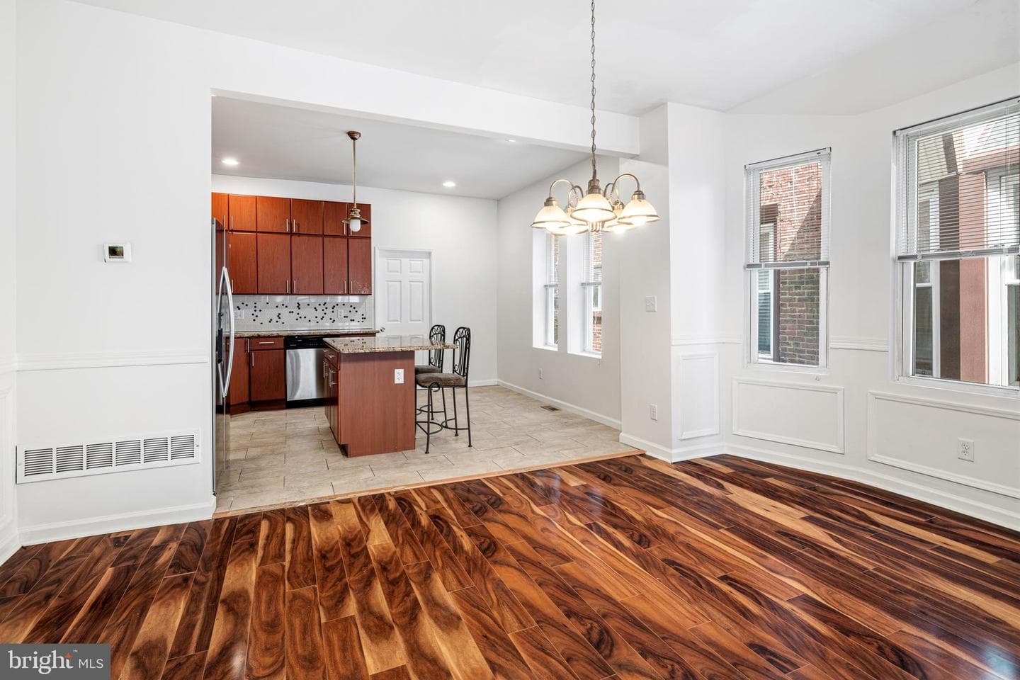 151 W Abbottsford Avenue photo 7