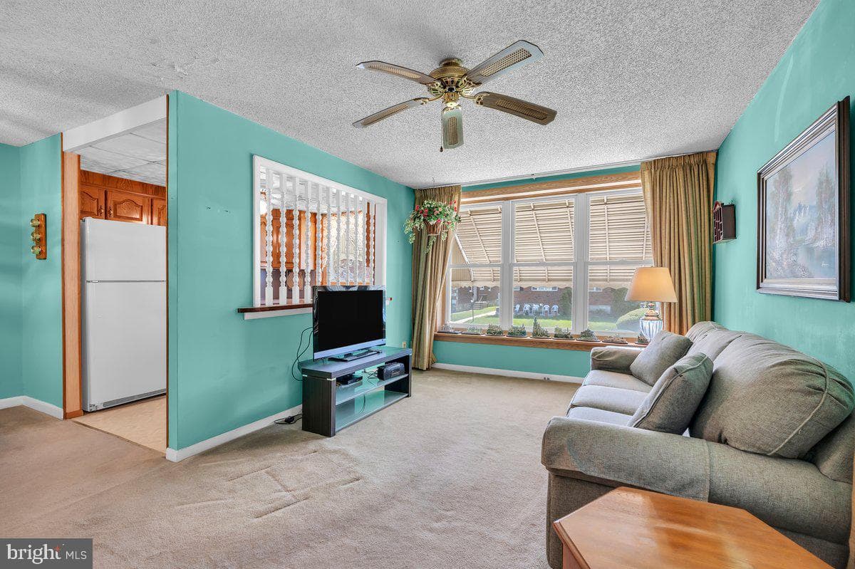2113 Emerson Street photo 4