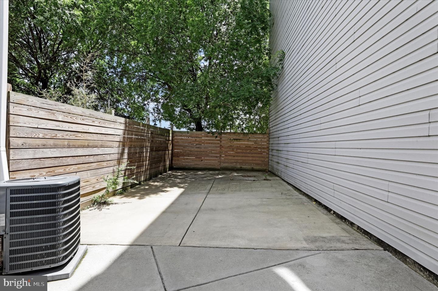 2652 E Norris Street photo 3