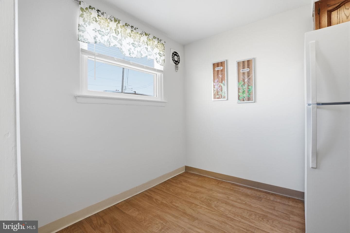 3401 Primrose Road photo 13
