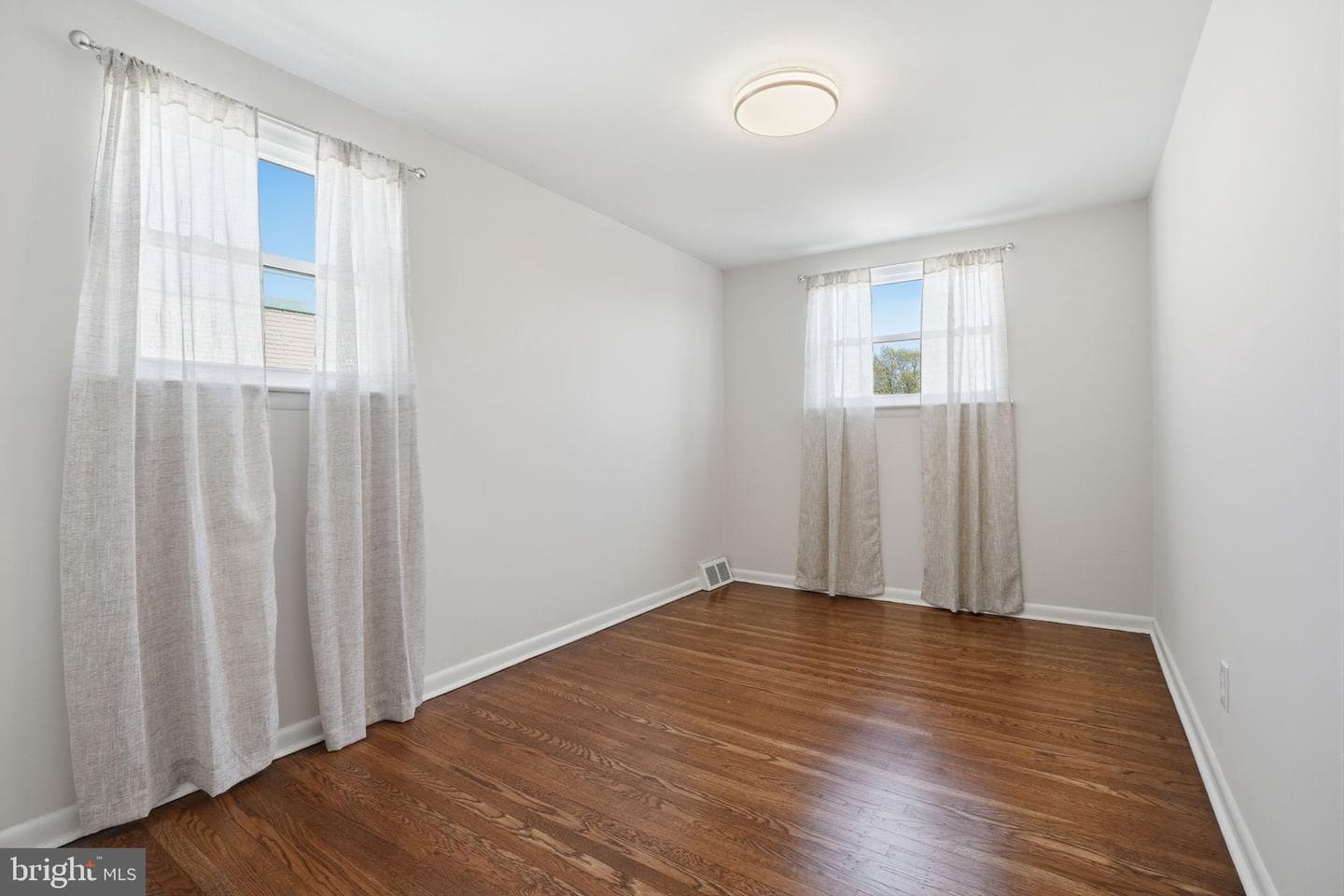 3401 Primrose Road photo 21