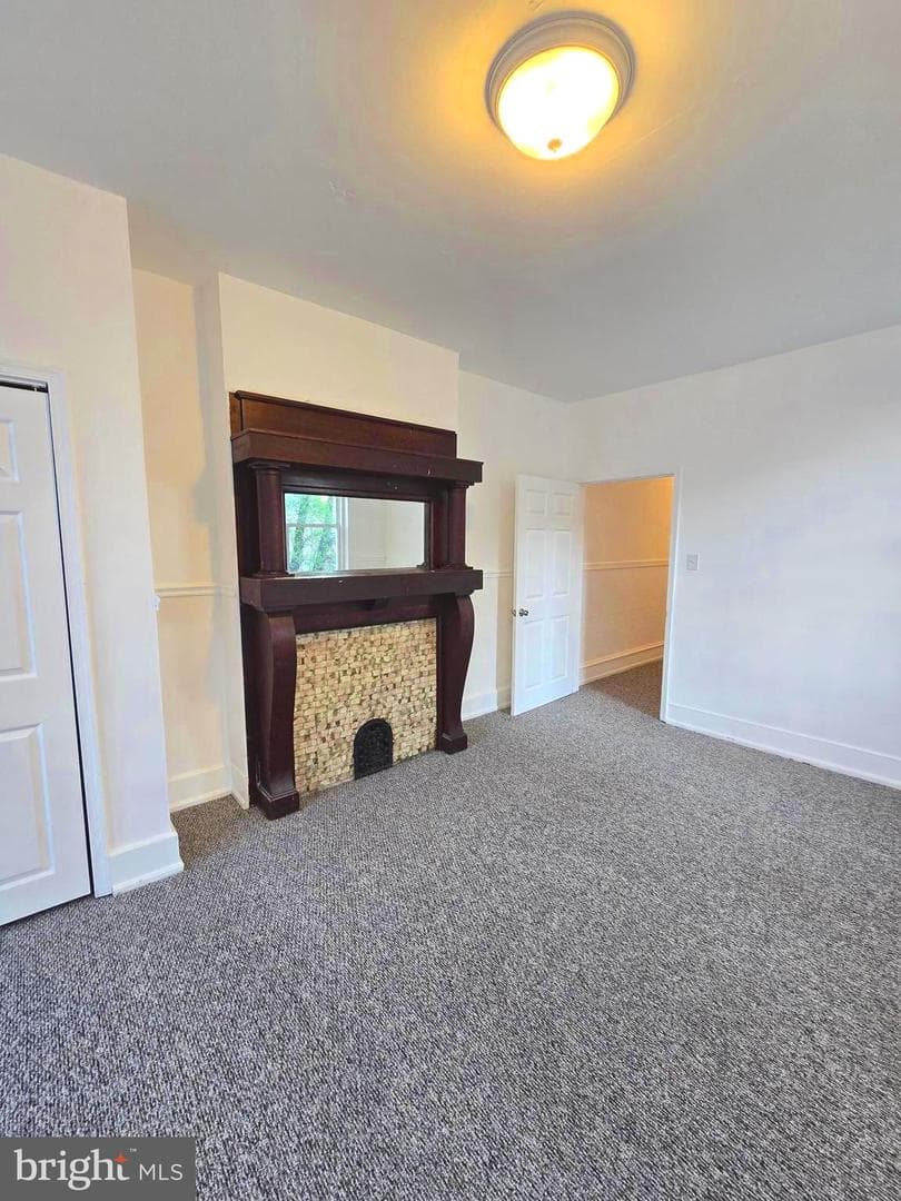 1513 W Tioga Street photo 30