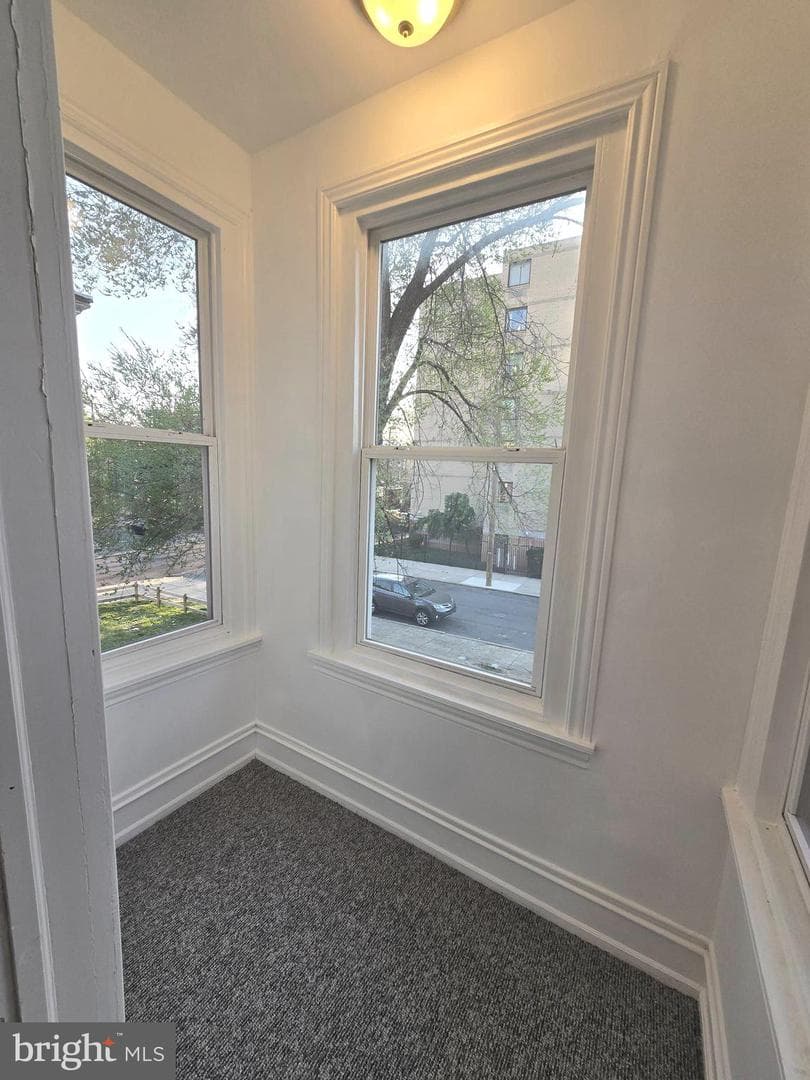 1513 W Tioga Street photo 31