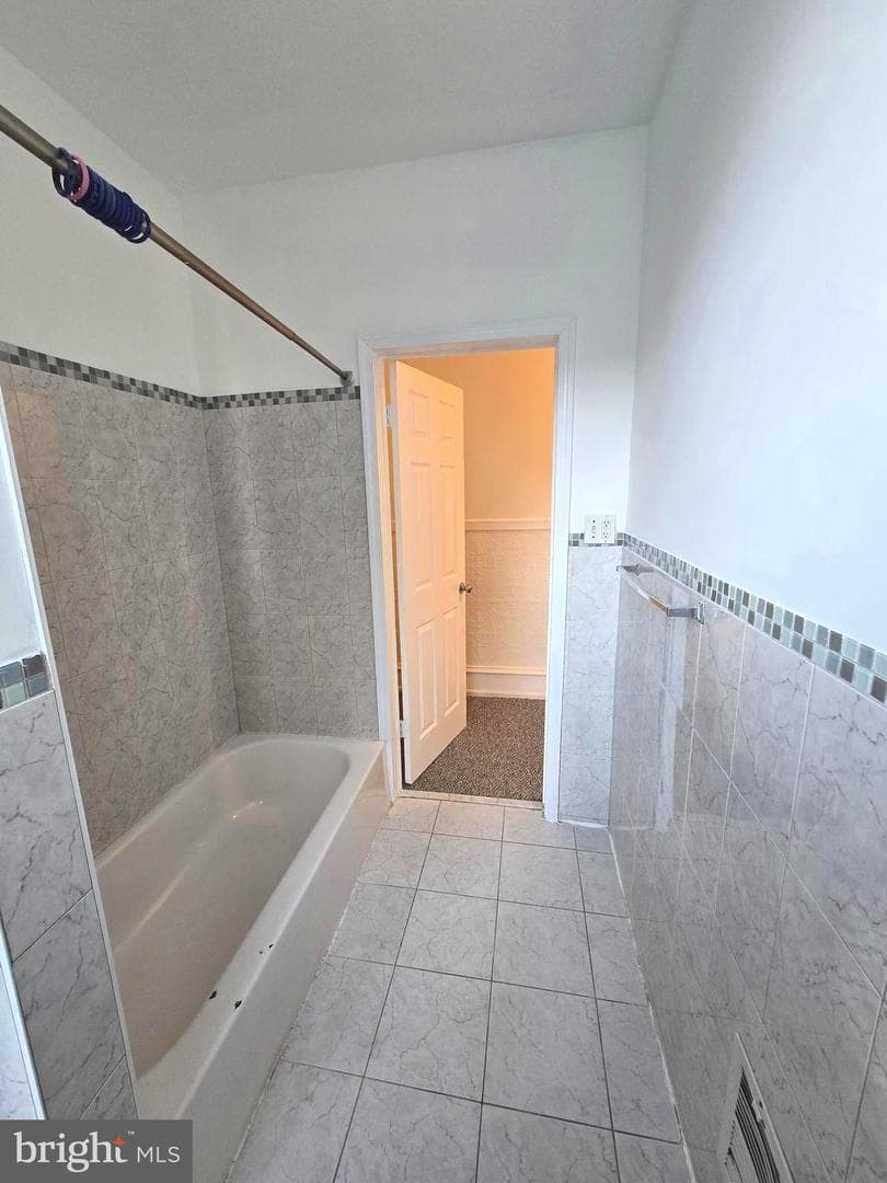 1513 W Tioga Street photo 33