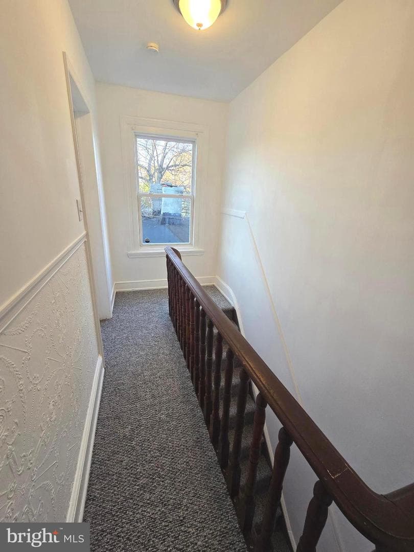 1513 W Tioga Street photo 48