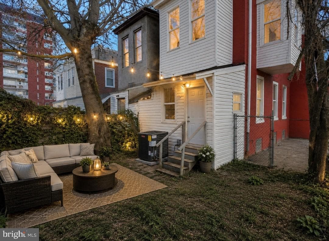1513 W Tioga Street photo 49