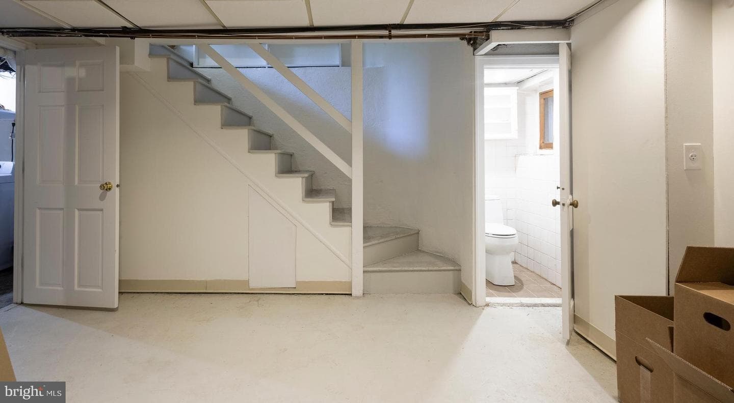 155 Rex Avenue photo 25