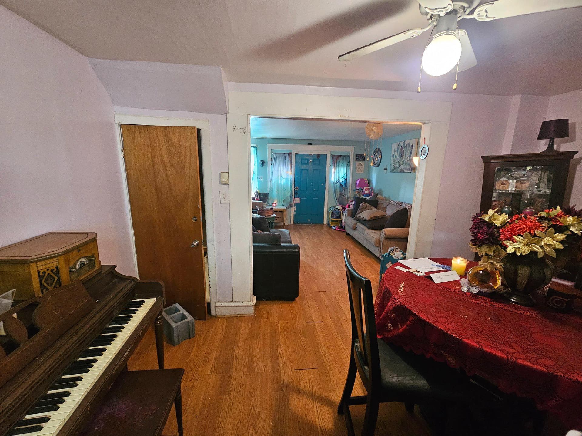 6913 Rodney Street photo 6