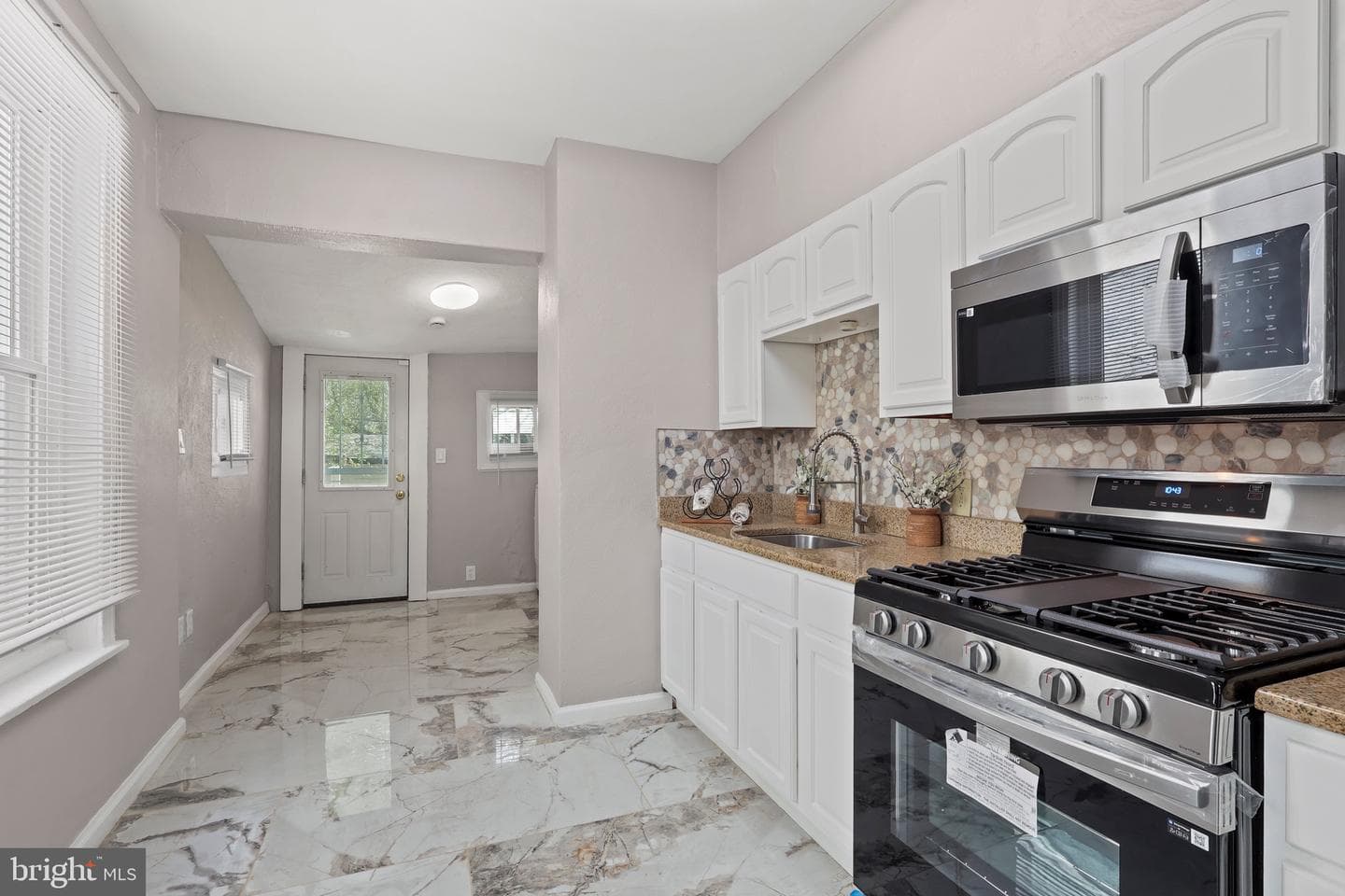 4673 Mulberry Street photo 4