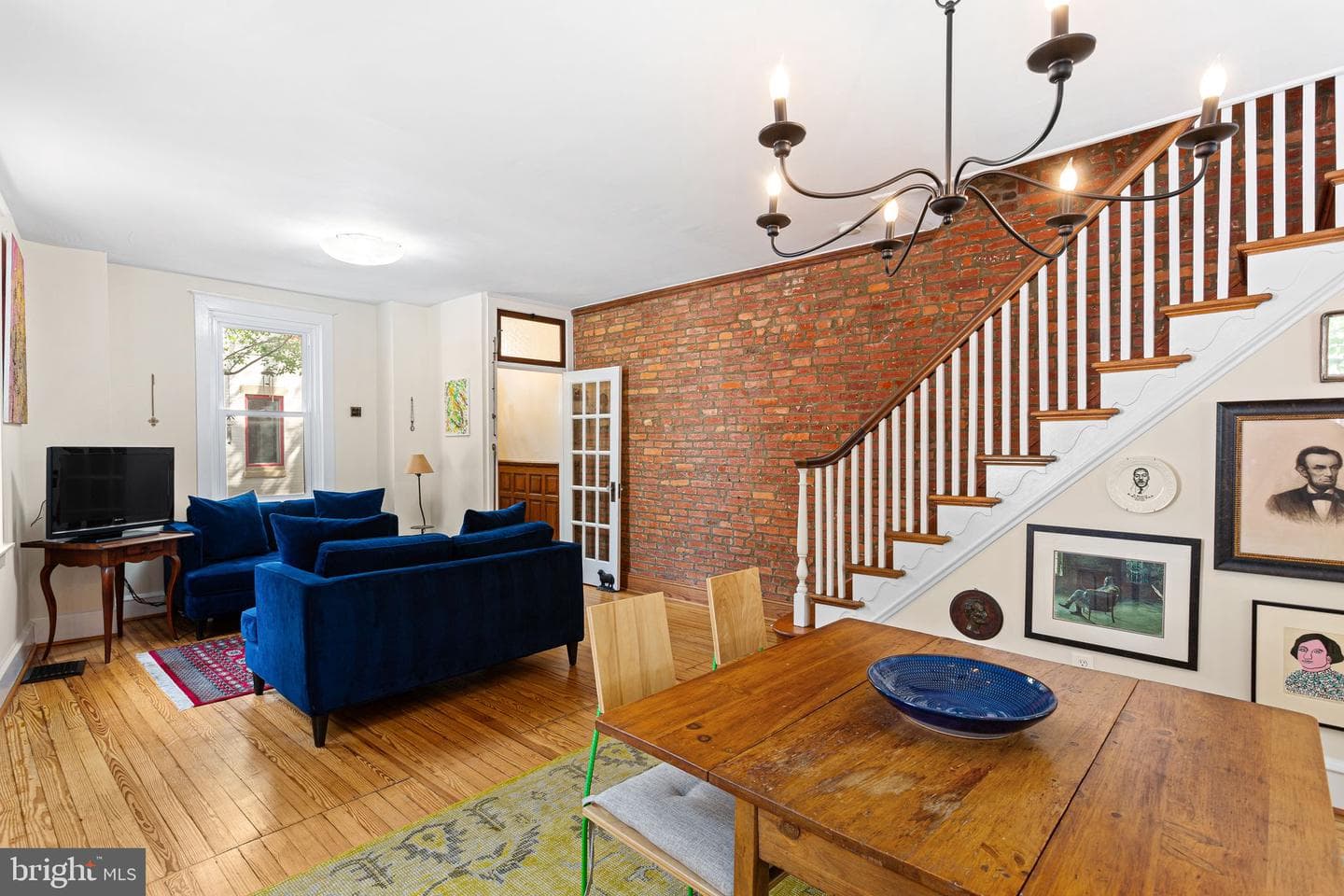 2456 Meredith Street photo 5