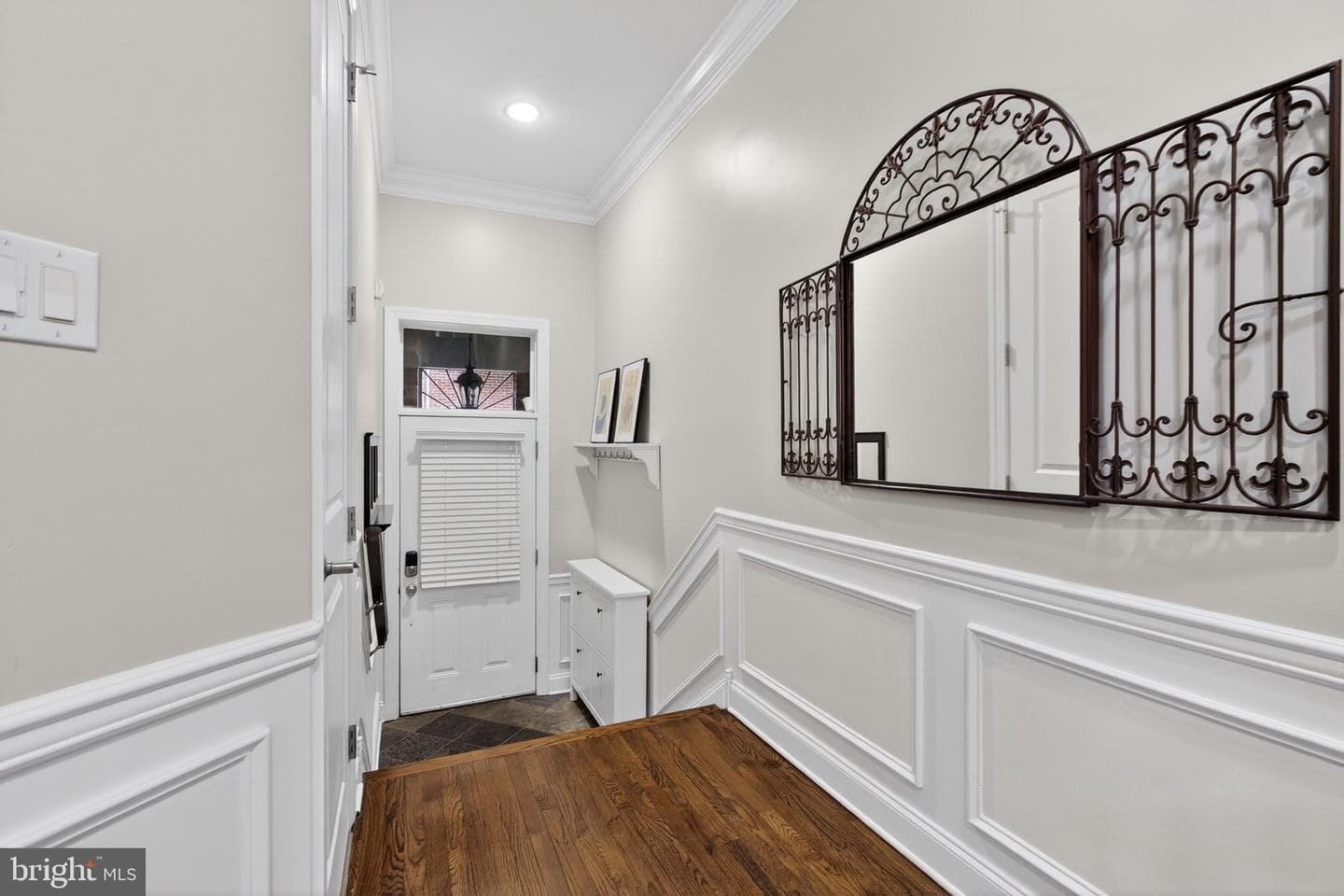714 S Mole Street photo 6