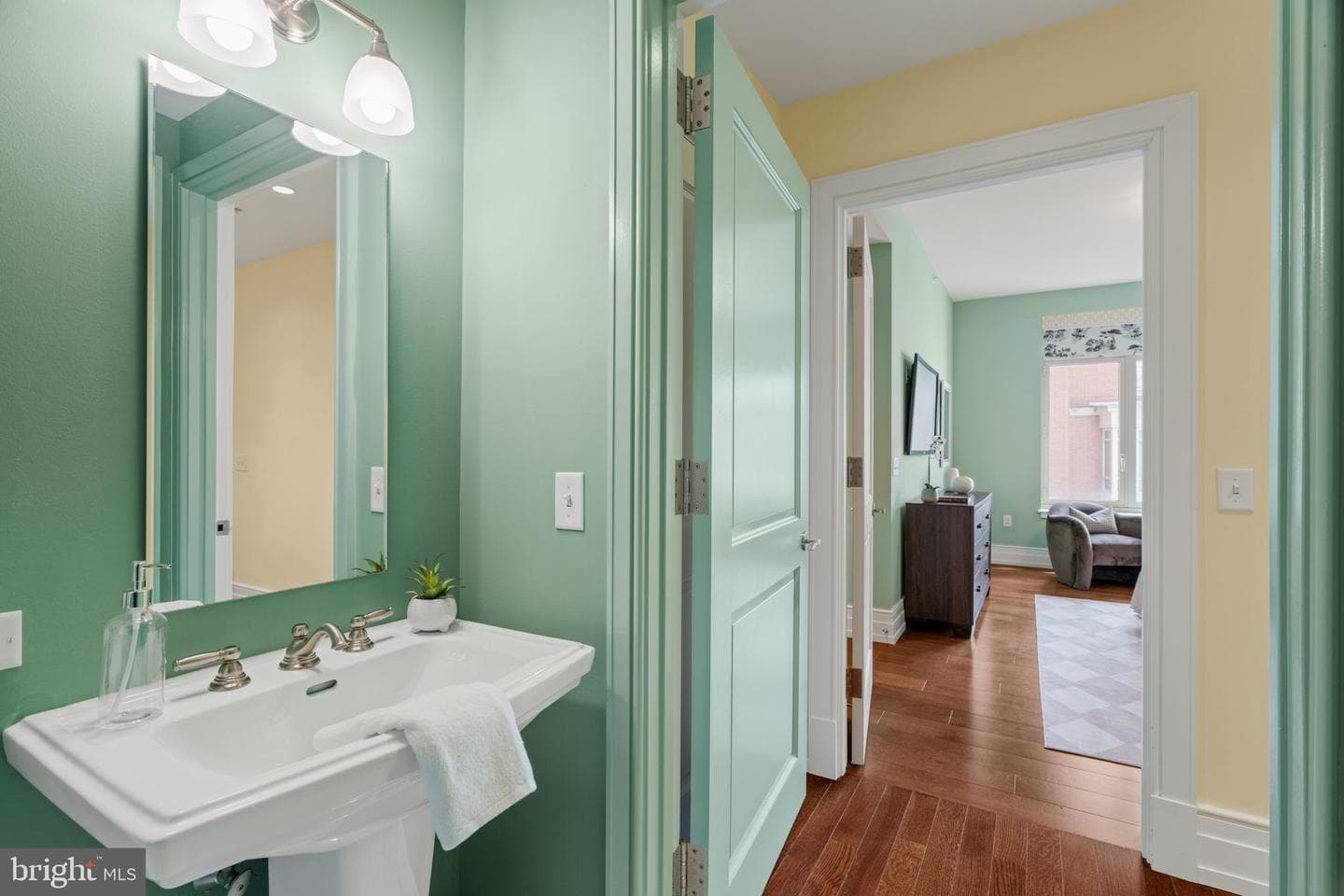 130 S 18th Street #609 photo 28