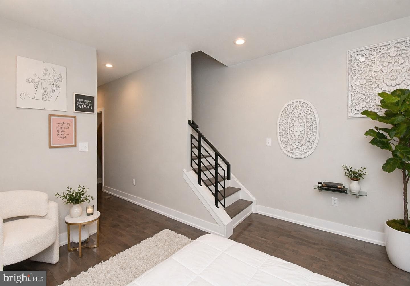 1806 N Marshall Street photo 8