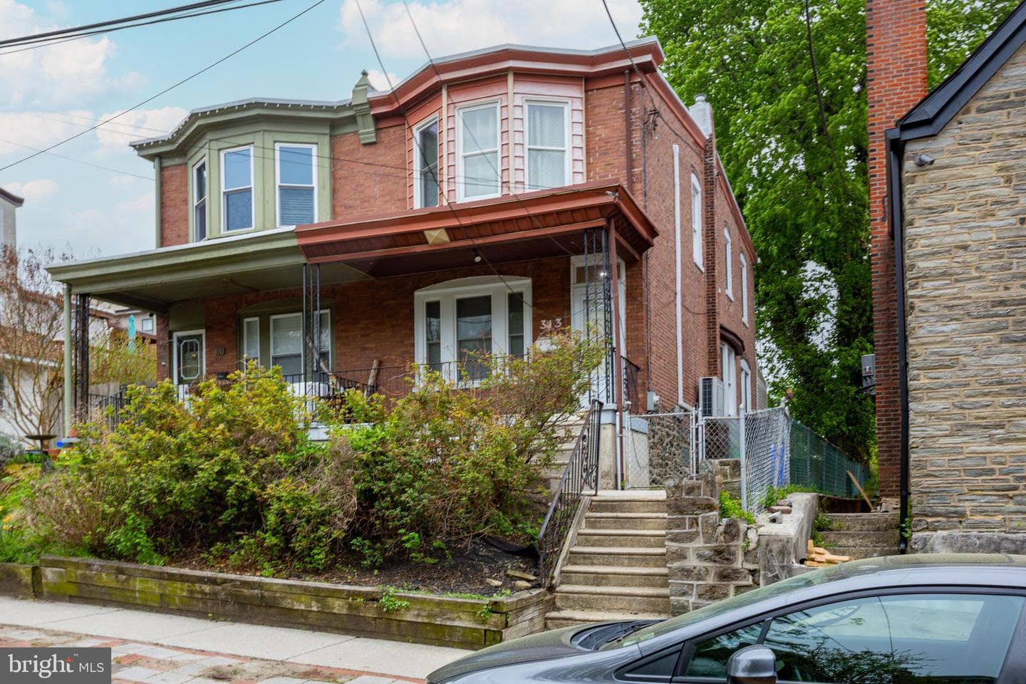 313 Gates Street photo 3