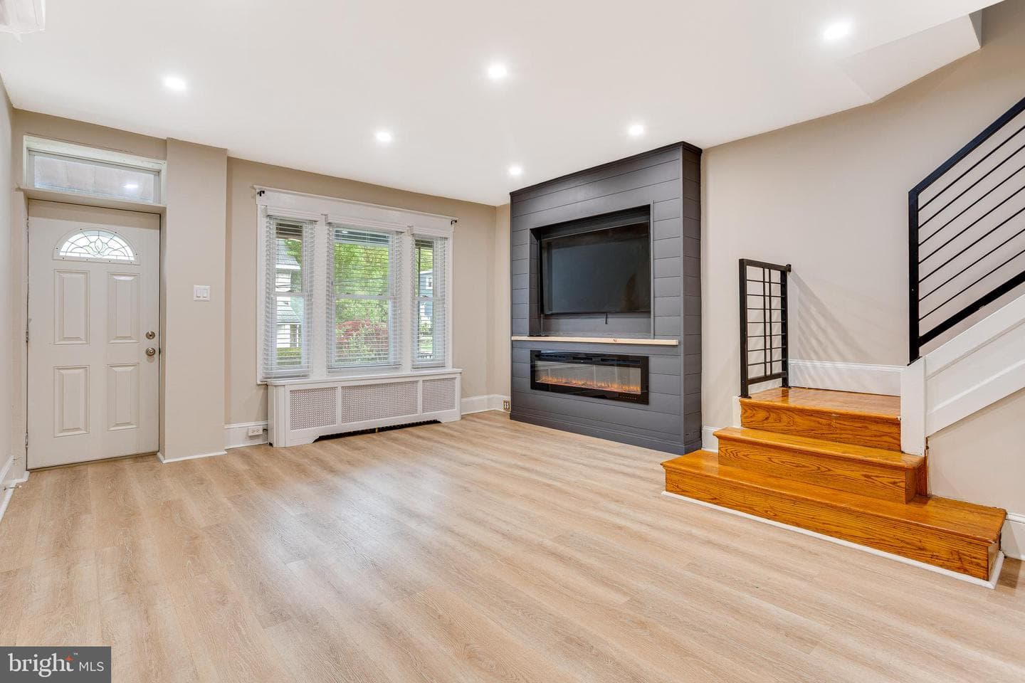 313 Gates Street photo 7