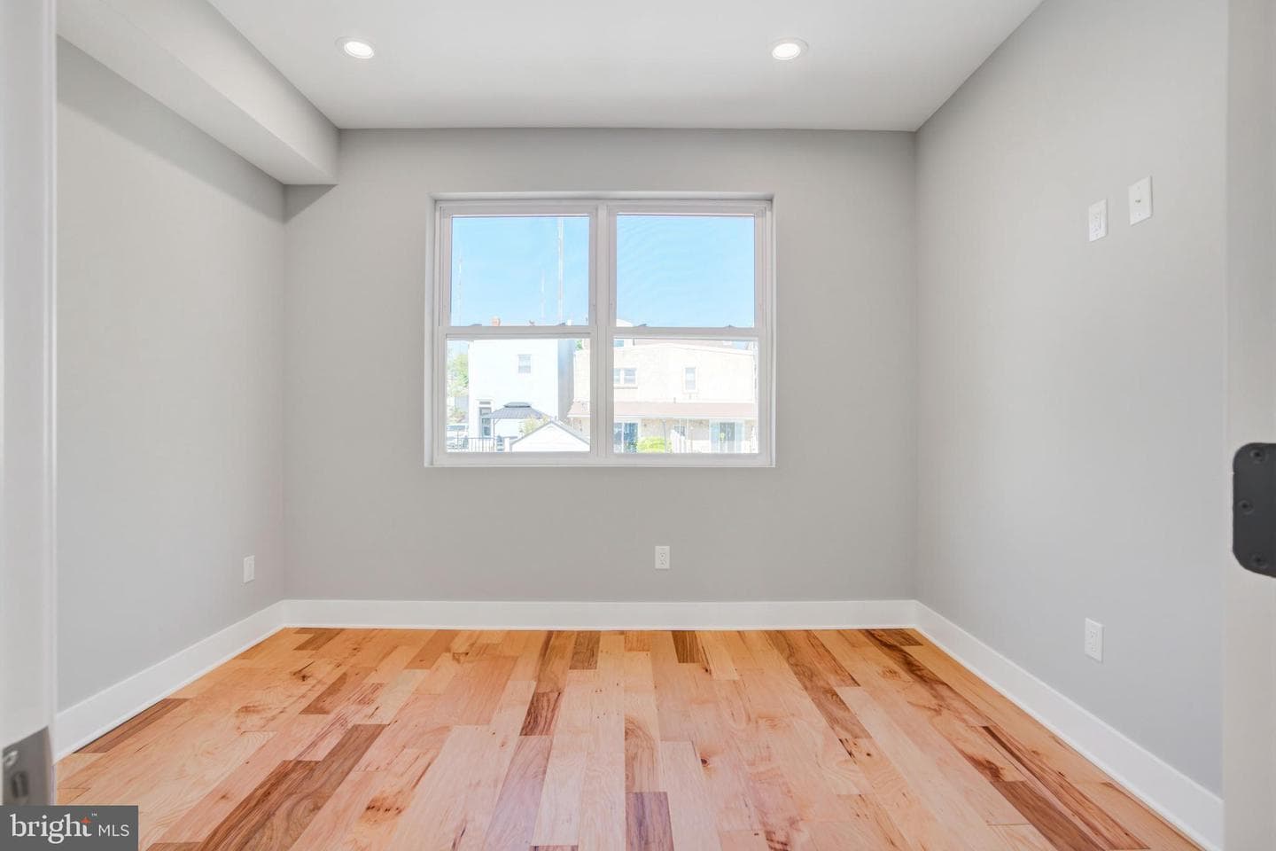 298 Delmar Street #b photo 40