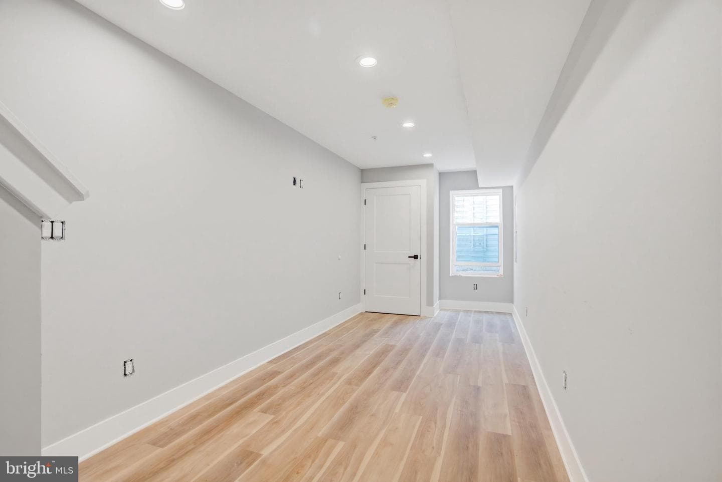 298 Delmar Street #b photo 9