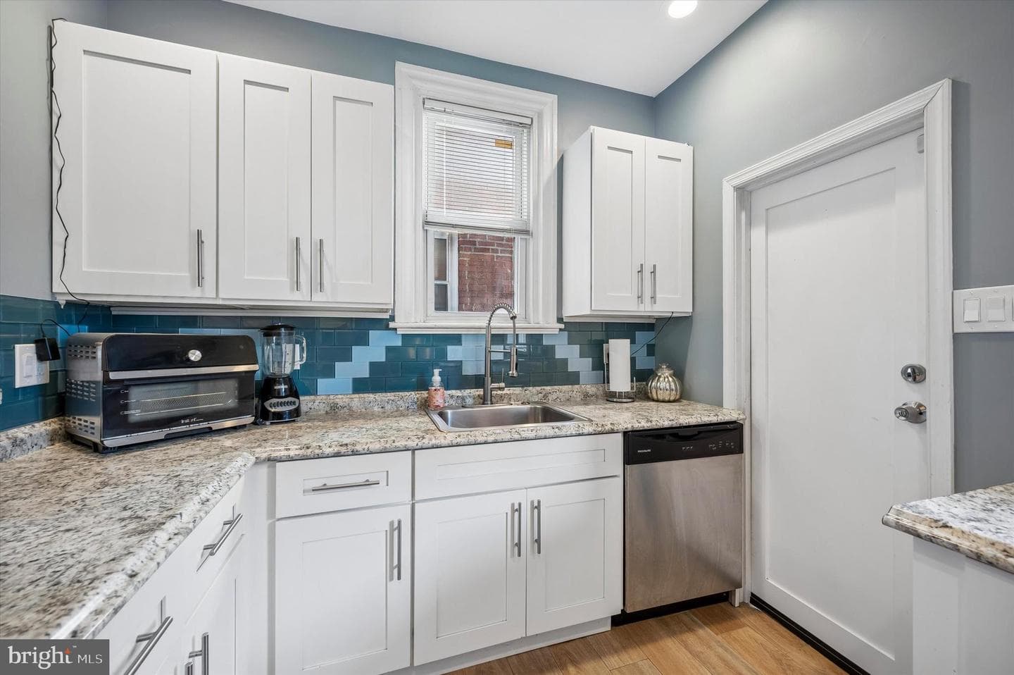 873 Granite Street photo 9