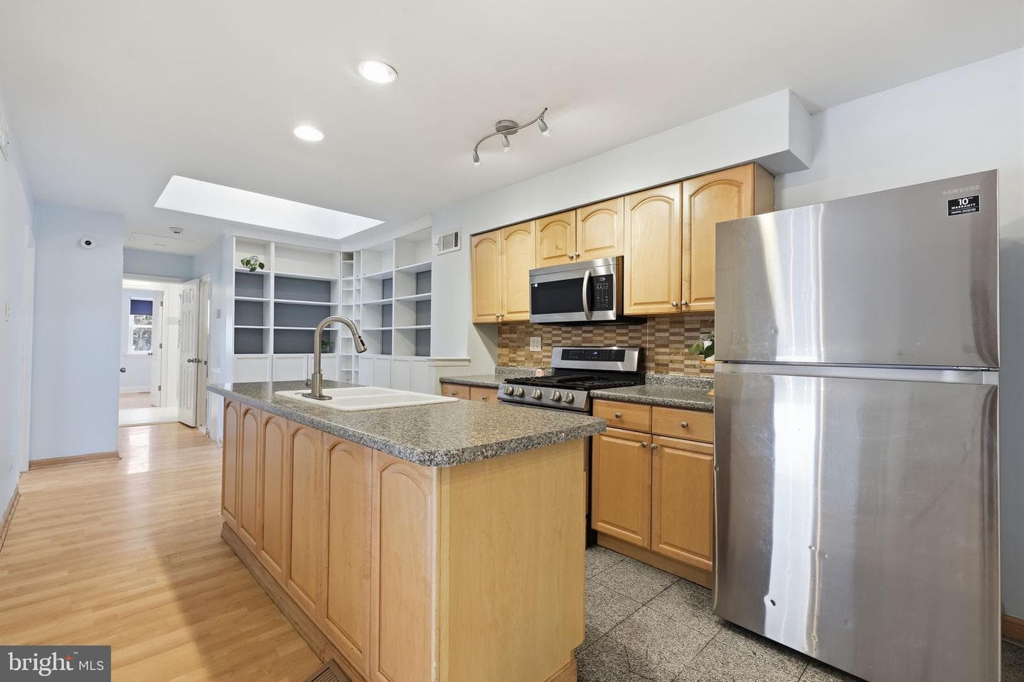 15018 Theresa Drive photo 10