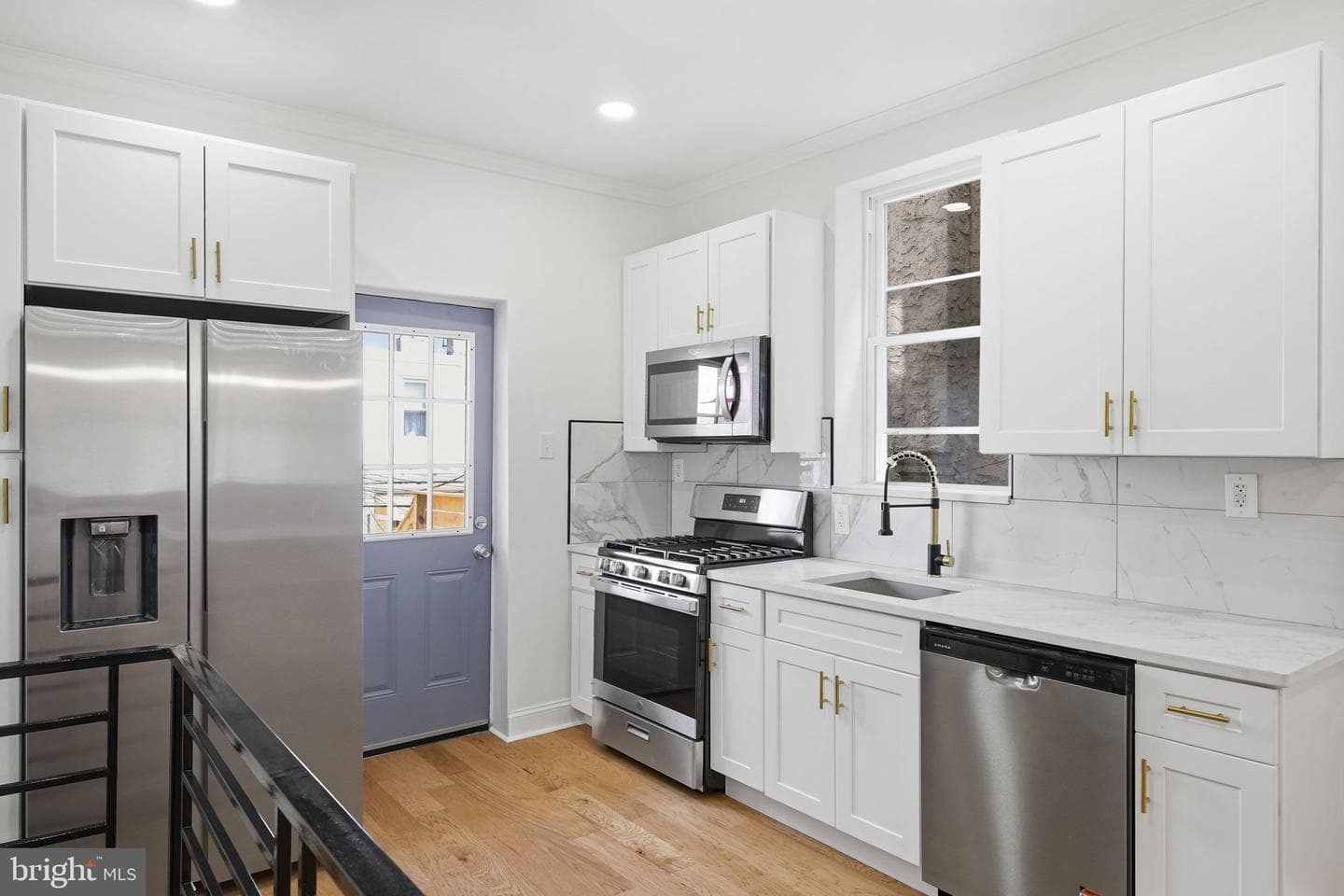 1721 N Redfield Street photo 8
