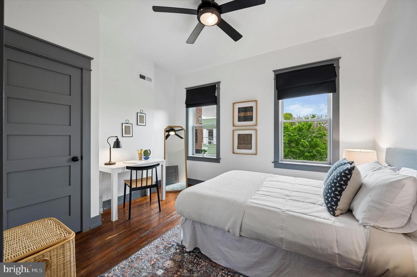 5120 Malcolm Street photo 21