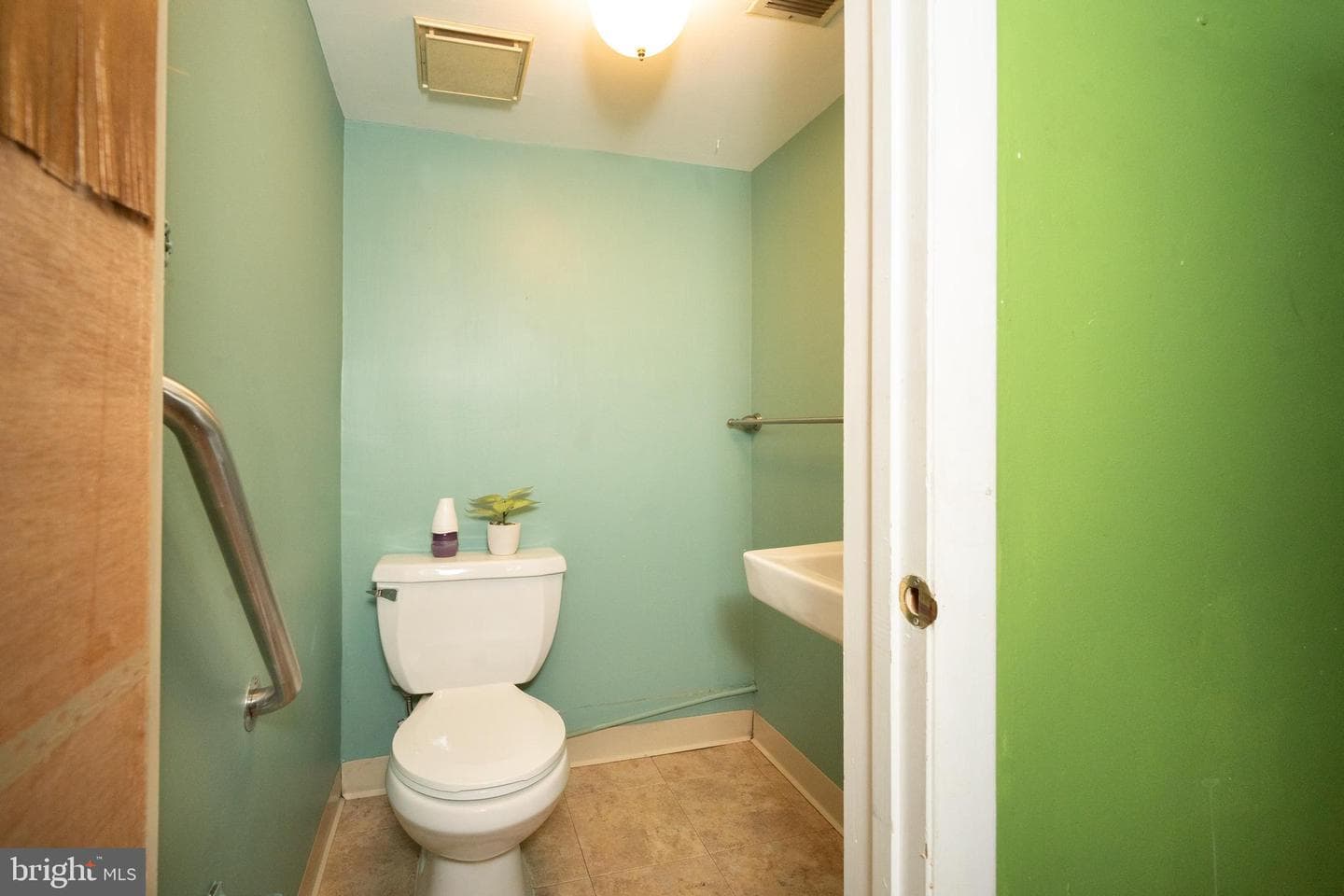 8122 Lindbergh Boulevard photo 11