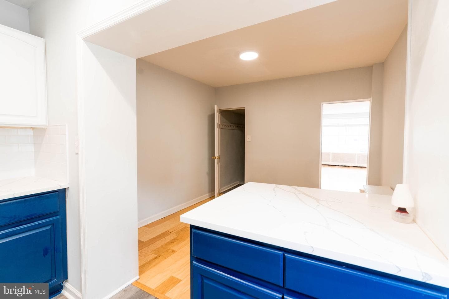 2433 3rd Street photo 6