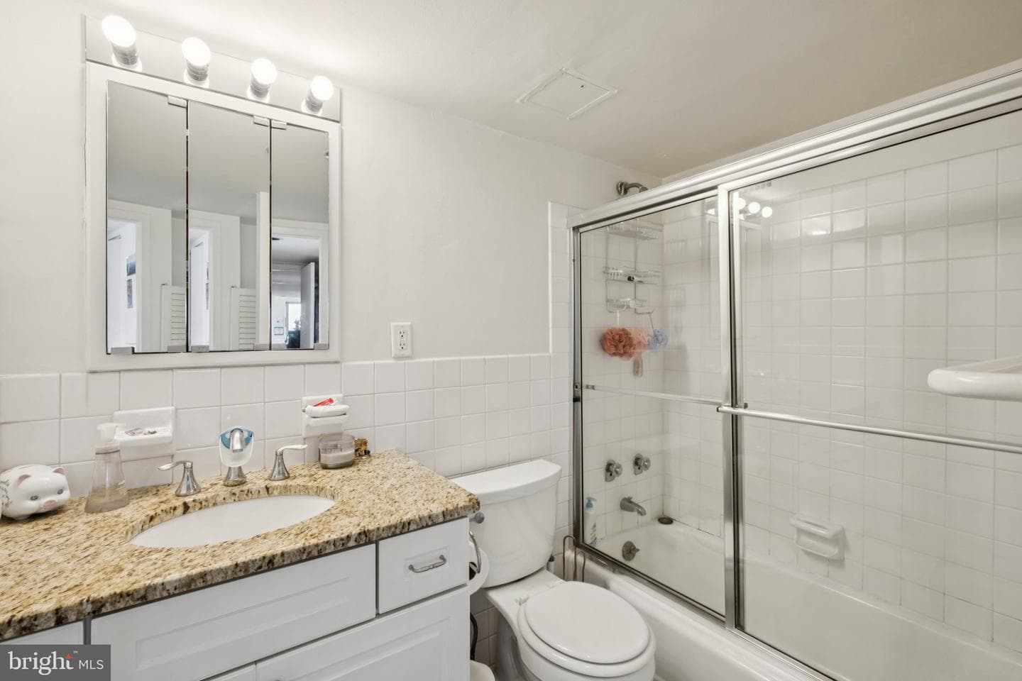 224 W Rittenhouse Sq # 2412-13 photo 11