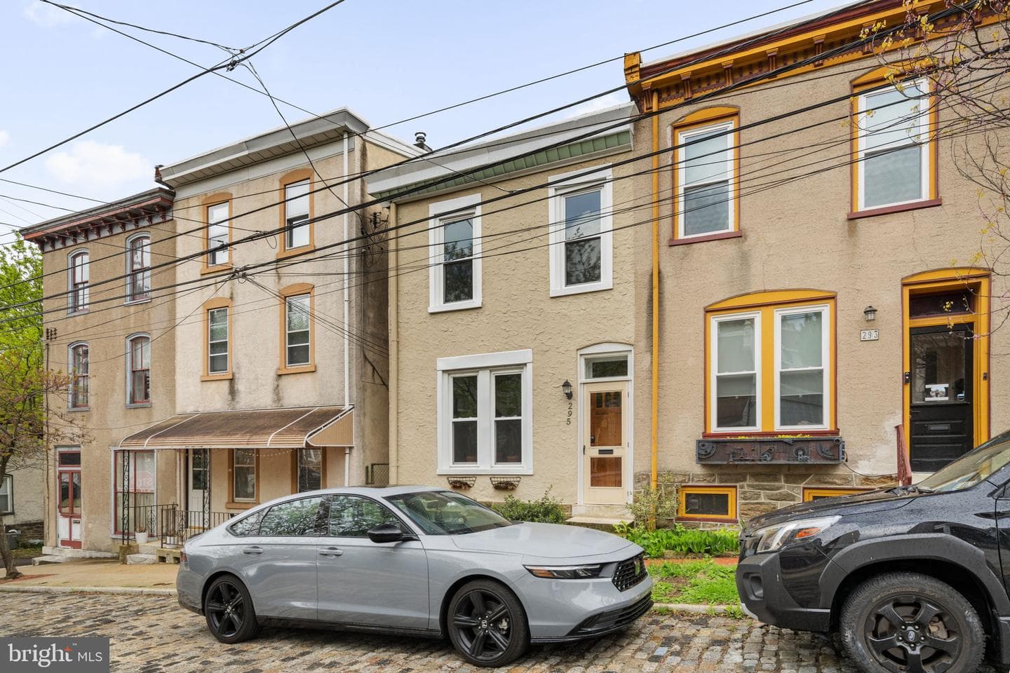 295 Hermitage Street photo 3