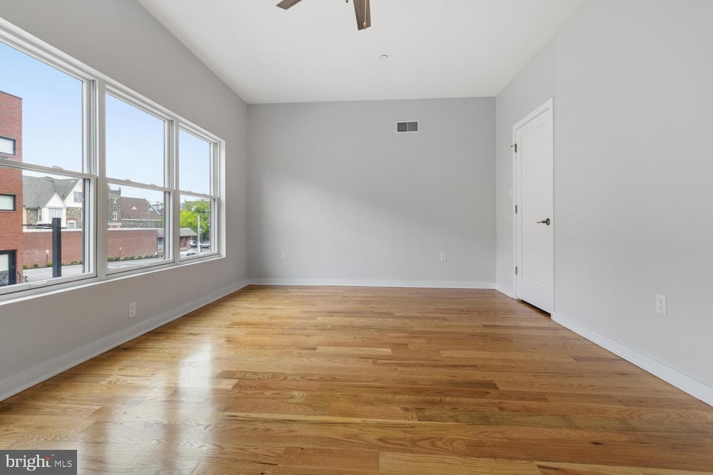 7006 Pipers Glen Way photo 21