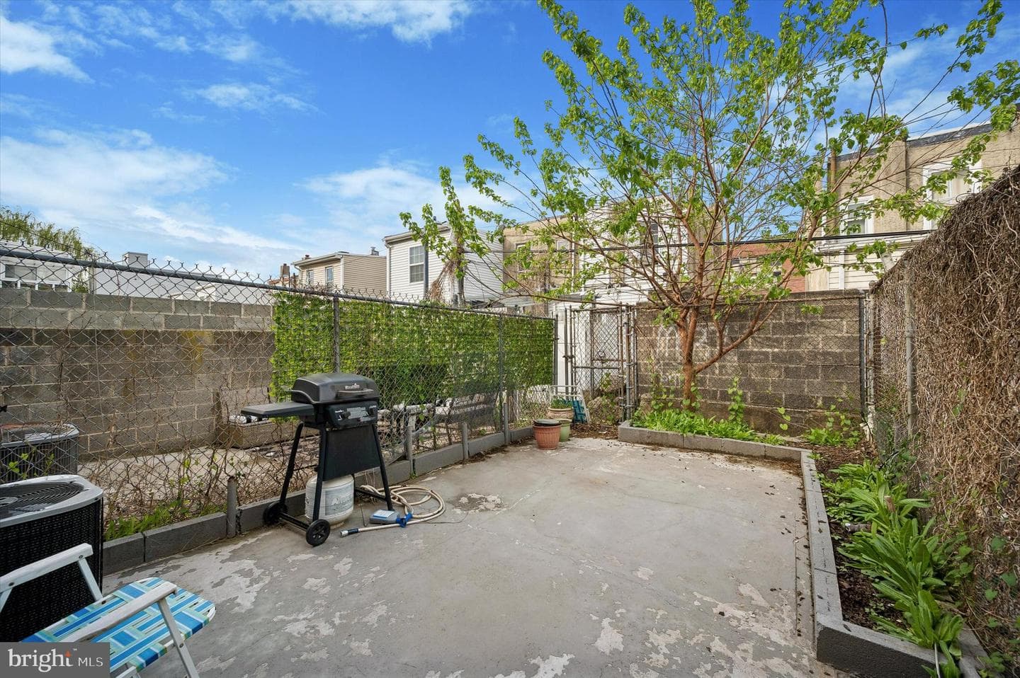 1812 E Albert Street photo 8