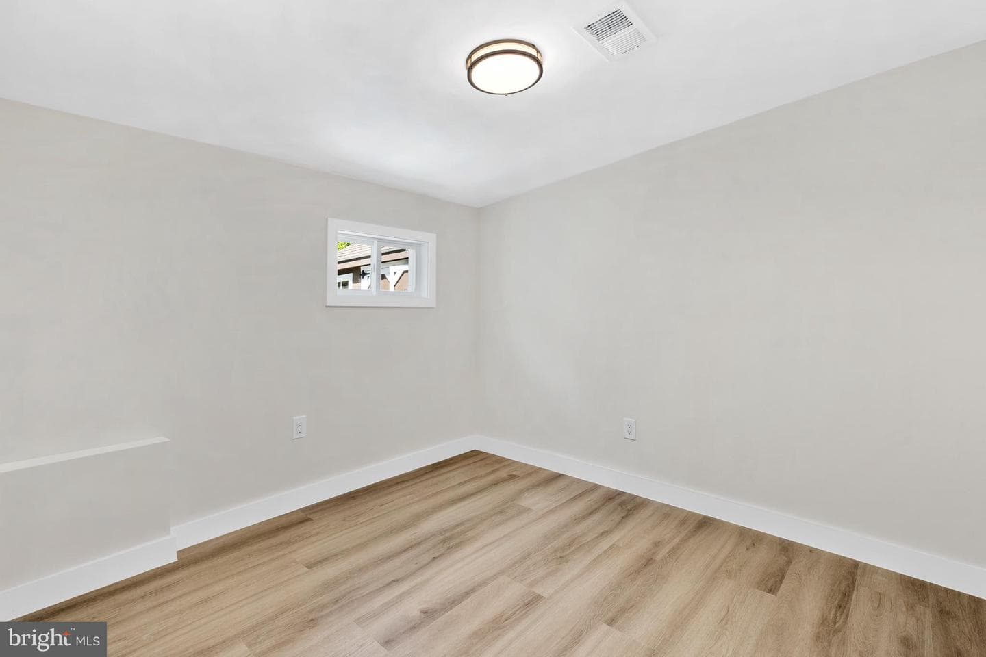 9348 Annapolis Road photo 19