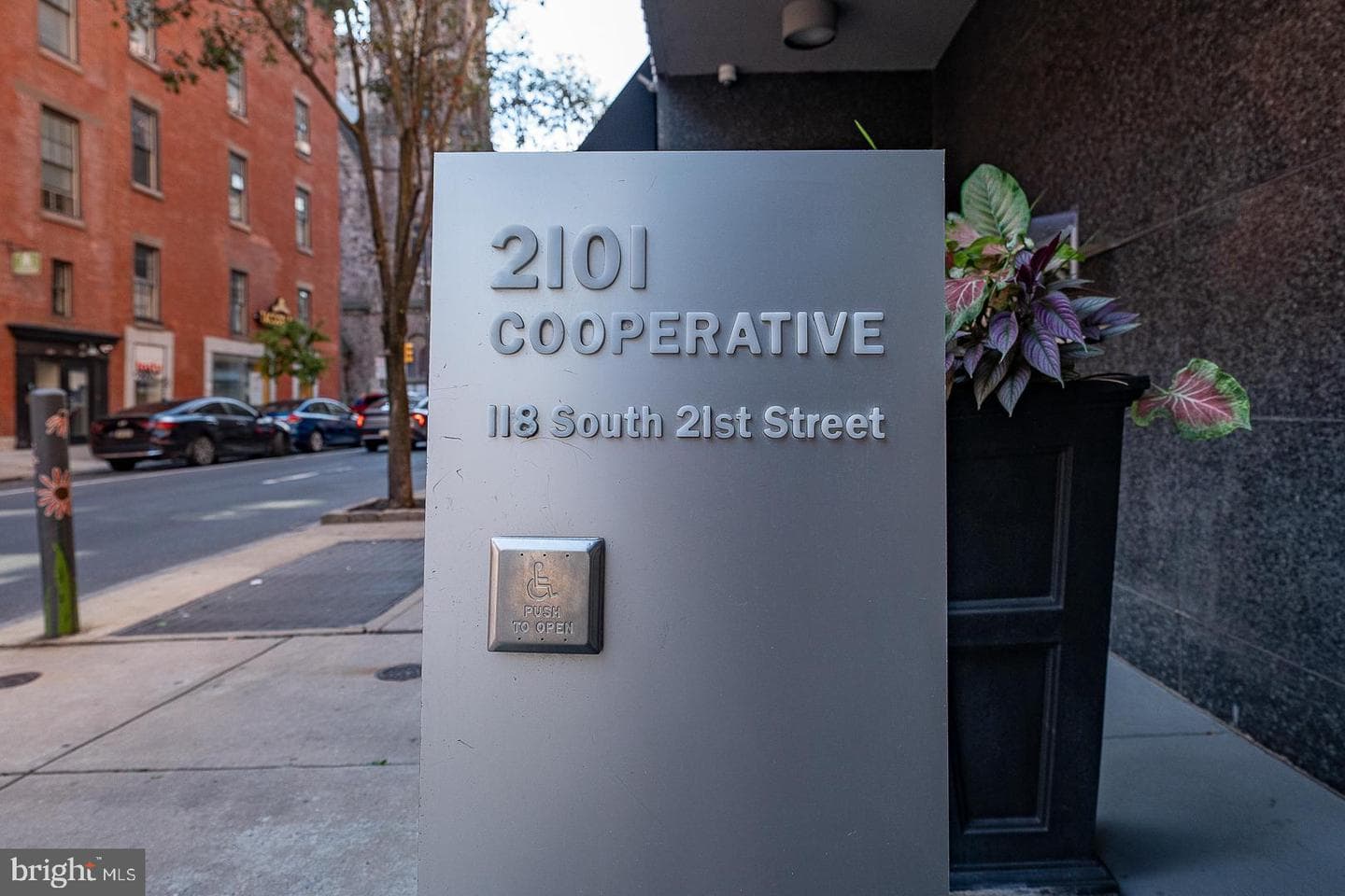 118 S 21st Street #911 photo 7