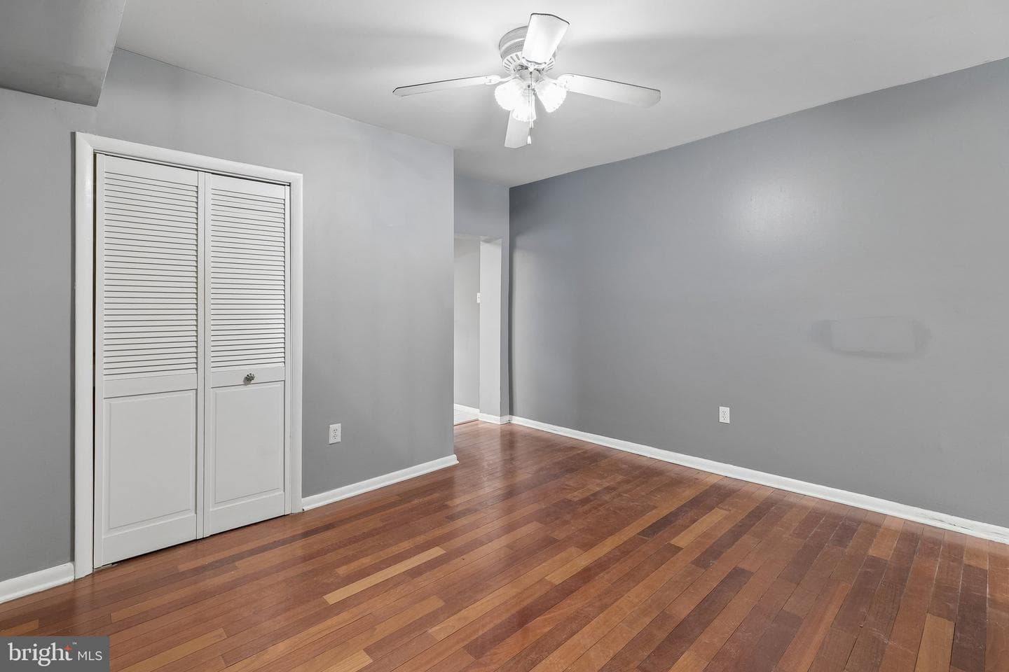 4648 Mansion Street photo 12
