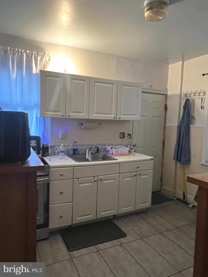 4732 C Street photo 4