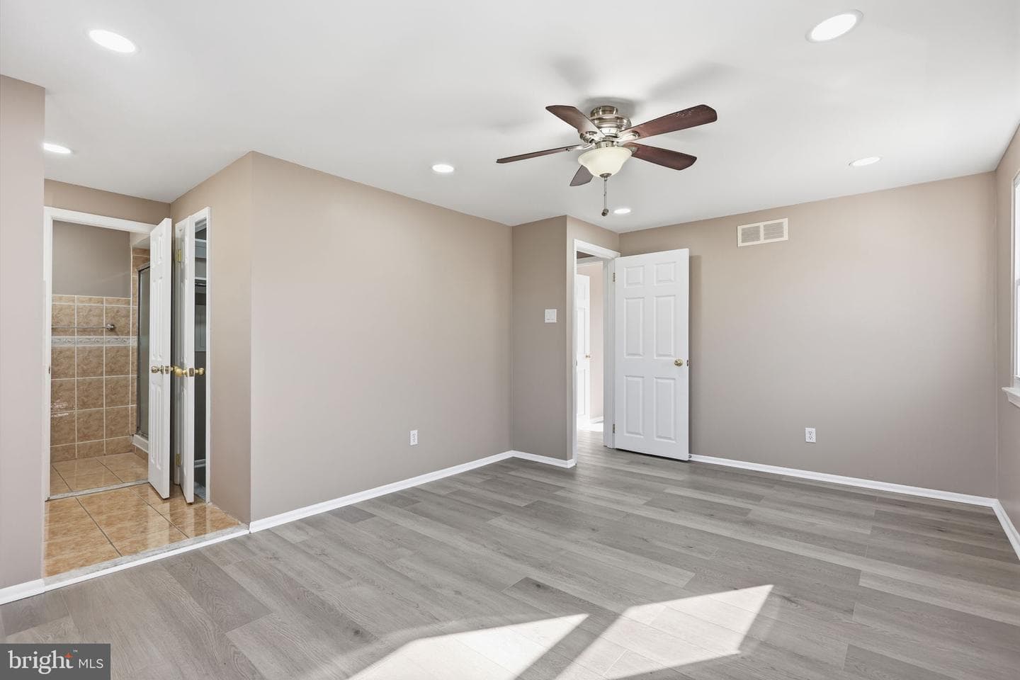 1853 Merlin Road photo 26